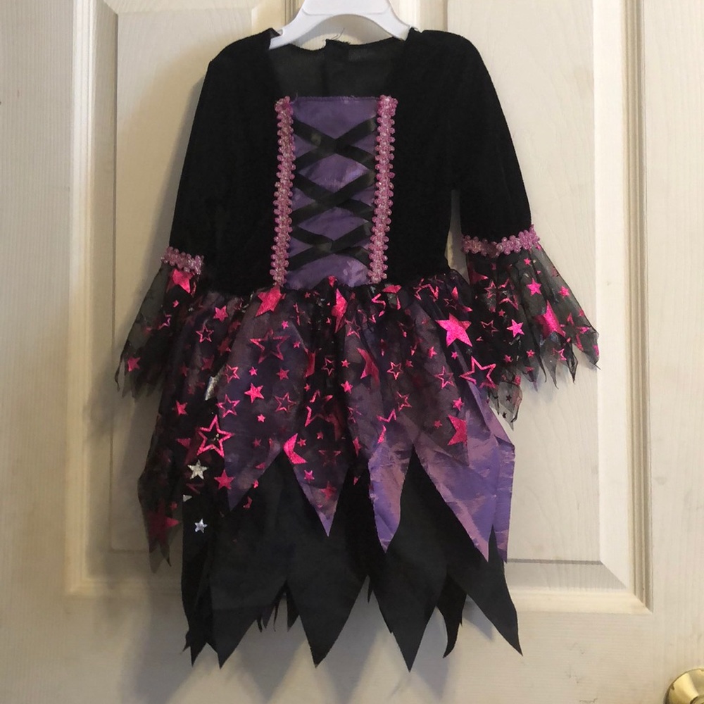 3T witch dress
